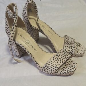 Chinese Laundry Spotted Tan and Black Heels
